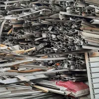 خریدار/ضایعات آهن مس کابل باطری سرب کل تهران|عمدهفروشی|تهران, نازیآباد|دیوار