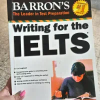 تعدادی کتاب مرجع ایلتس و تافل و GRE