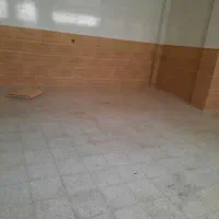 پارکینگ رو به خیابان برا ی خیاطی.و۰۰۰