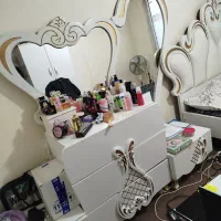 تخت خواب و میز و کمد|تخت و سرویس خواب|کاشان, باهنر|دیوار