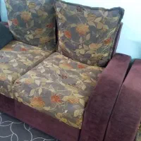 یک عددمیزتلویزیون و مبل هفت نفره|مبلمان خانگی و میز عسلی|بندر انزلی, چهارفریضه|دیوار