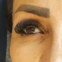 تخفیف اکستنشن مژه و لیفت ابرو