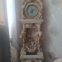 ساعت سلطنتی آب نما دار