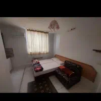 به یک زوج جوان جهت نظافت و نکهبانی در هتل