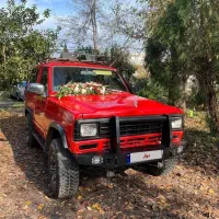 پاترول دو در رنگ قرمز