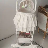 تخت و گهواره