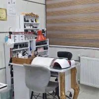 اجاره میز ناخن و تخت|خدمات آرایشگری و زیبایی|صدرا-فارس, فاز ۱|دیوار