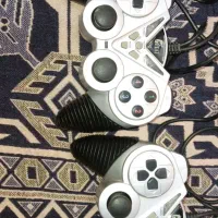 دسته گیم و دوربین کامپیوتر