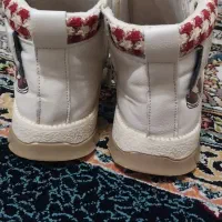 نیم بوت بچگانه|کفش و لباس بچه|رشت, کوی طالقانی|دیوار