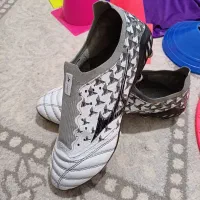 سلام دوستان مجموعه ورزشی و استوک میزان سایز ۴۱،۴۲