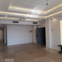 ۱۴۴ متر ۳ خواب کلید نخورده۲پارکینگ سندی سرایدار