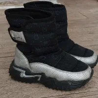 بوت بچه گانه ضد آب درحد نو