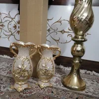 جاکفشی، پشتی، دوعدد گلدان و گلدان