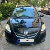 یاریس صندوق دار مدل ۲۰۰۸