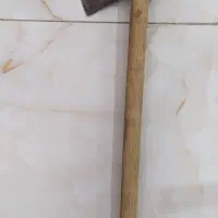 تبر قدیمی|کلکسیون اشیاء عتیقه|کرمانشاه, |دیوار