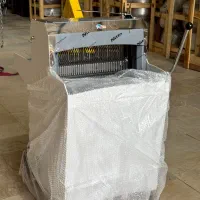 دستگاه(برش نان) تست بر فانتزی|فروشگاه و مغازه|همدان, |دیوار