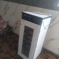 دستگاه جوجه کشی
