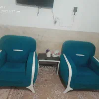 مبل راحتی و میز