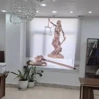 پرده با طرح فرشته عدالت