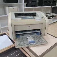 پرینتر لیزری ۱۰۲۰ اچ پی کم کارکرد خانگی در حد نو