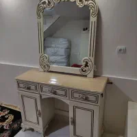 آینه دلاور|آینه|تربت‌حیدریه, اندیشه|دیوار