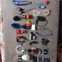 وسایل ماشین پراید وموبایل وفند‌ک