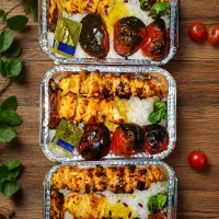 طبخ غذای شرکتی و قبول سفارشات با مناسب ترین قیمت