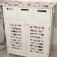 میز اتو تمیز  و سالم بدون شکستگی