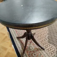 میز خاطره  برنز کاری شده