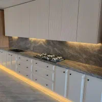 صفحه کابینت با سنگ طبیعی