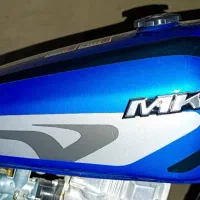 باک‌ موتور آبی و درب بغل