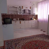 اجاره سوئیت وآپارتمان  نوساز وکولر دارحاشیه خیابان