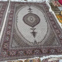 فرش دستباف ماهی