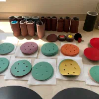 تعداد محدودی سنباده نواری و گرد به علت تغییر شغل|ابزارآلات|تهران, سوهانک|دیوار