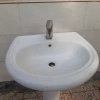 روشویی همراه با شیر اهرمی