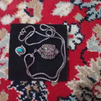 گردنبندوپلاک و انگشتر نقره زنانه سالم ودر حدنو