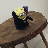 عروسک خوشگل منیون