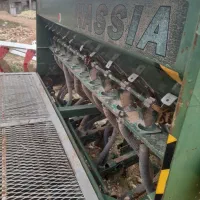 تراکتور ردیفکار ادوات