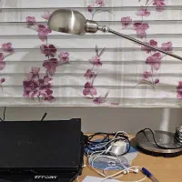 چراغ مطالعه برقی ، قابلیت تعویض لامپ،استیل بادوام.