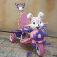 سه چرخه دخترانه