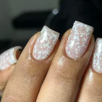 تخفیف کاشت و ترمیم ناخن