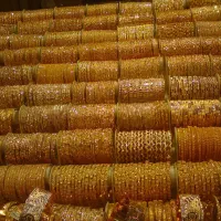 تهاتر-با-کلنگی-یا-زمین