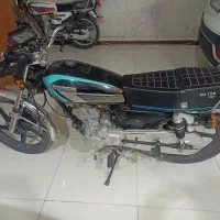 موتور سیکلت 200تلاش