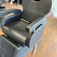 صندلی ثابت ارایشگاه|آرایشگاه و سالن‌های زیبایی|یزد, |دیوار