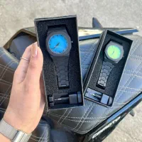 ساعت بند کربنی