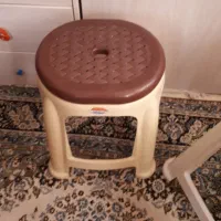 صندلی پلاستیکی