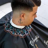 آرایشگر شخصی سیار