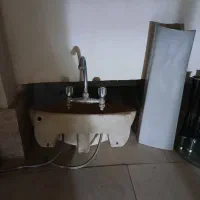 روشویی بر پایه با شیرآلات