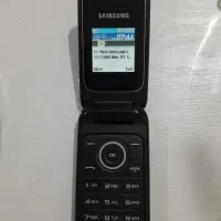 گوشی سامسونگ تاشو قدیمی