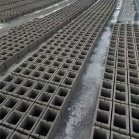 نیازمند کارگر بلوکزنی بلوک زنی کارگاه